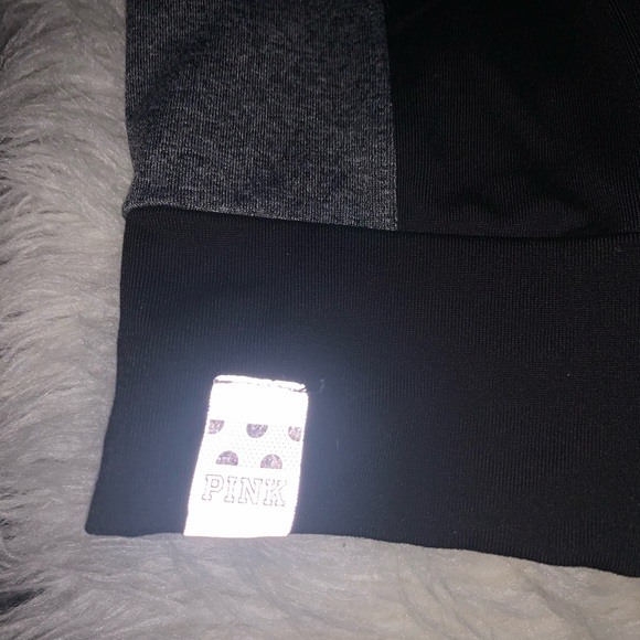 VS PINK Yogas - Picture 4 of 6